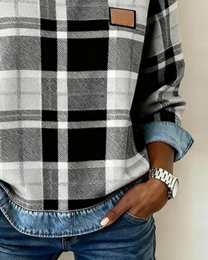 Ivy™ | Cozy Checkered Sweatshirt